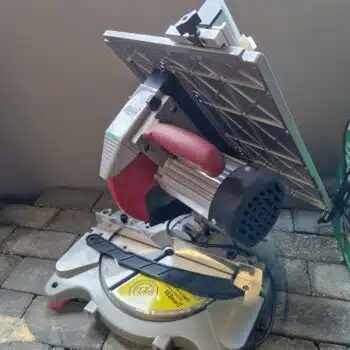 Femi 733 Afkortzaag/verstekzaagmachine met boventafel 1300W - 230V - BuitenKansje! - Afbeelding 4