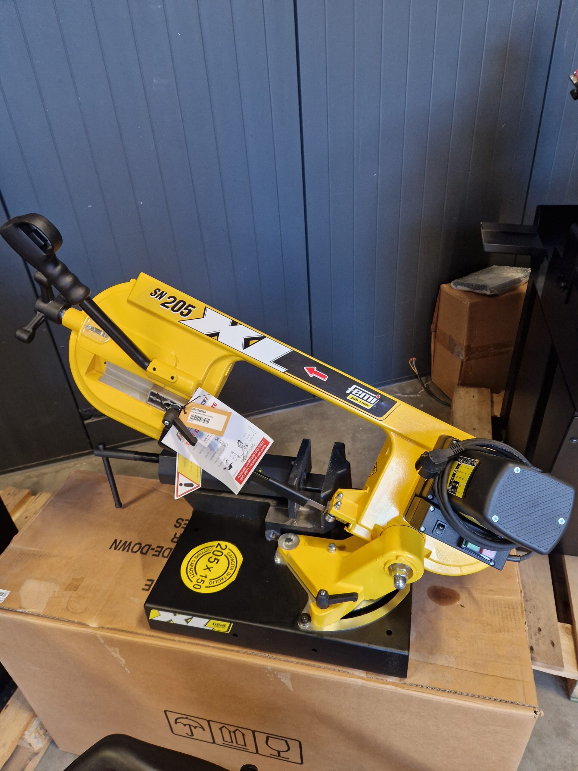 Femi SN205 Bandzaagmachine