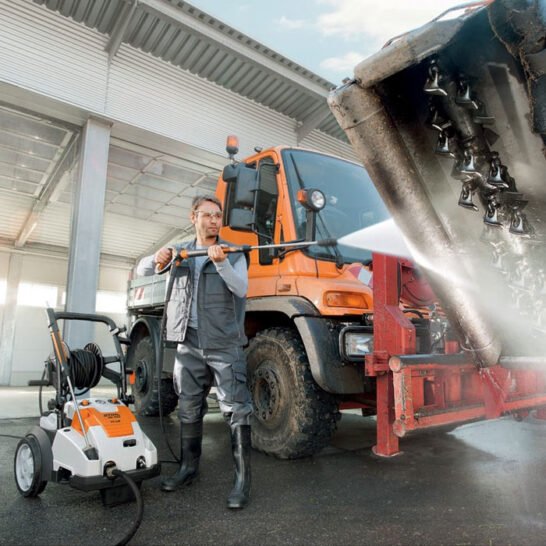 Stihl RE 362 Plus actie