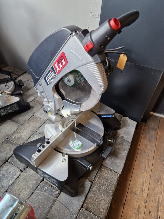 FEMI XXX EVO ALU Verstekzaagmachine 1