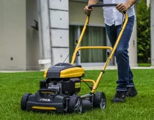 Stiga benzine grasmaaier