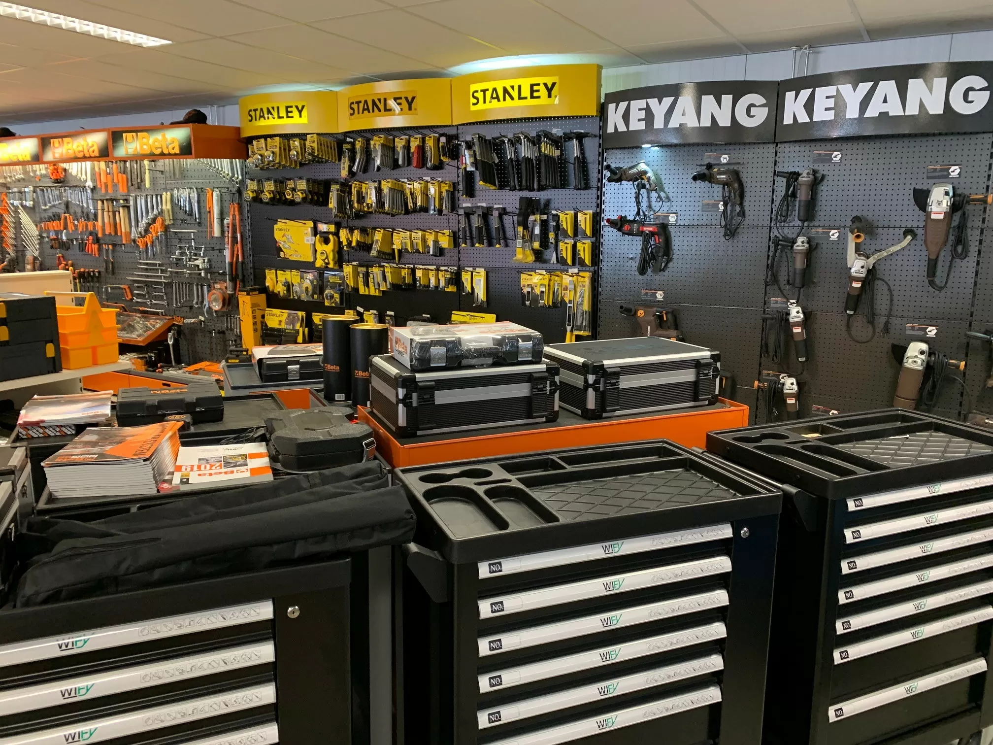 BJC Tools in Tholen