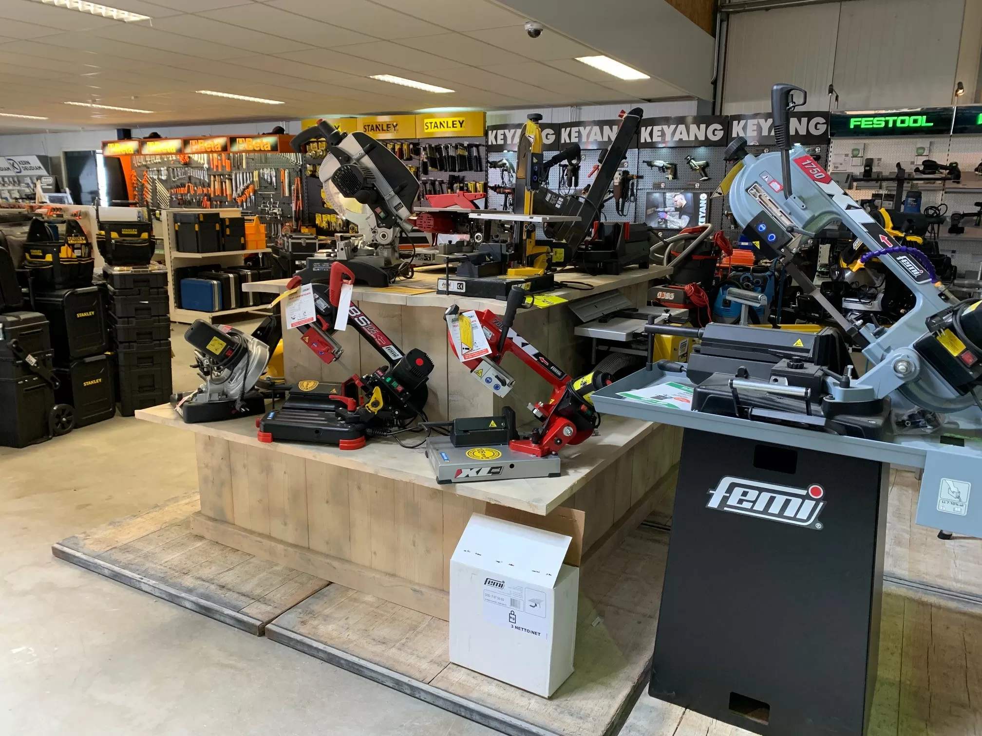 BJC Tools in Tholen