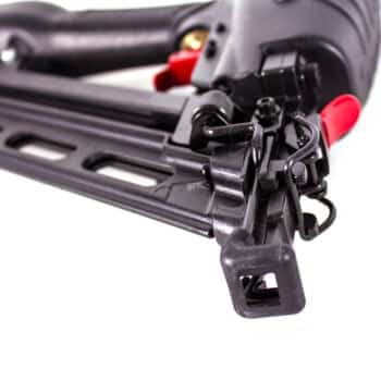 D'Orly RH-serie DA64FN Pneumatische Tacker 15 Gauge met Compressor incl. luchtslang - Geleverd met DA Nagels VZ 50 mm 8.000 stuks | COMBIDEAL - Afbeelding 8