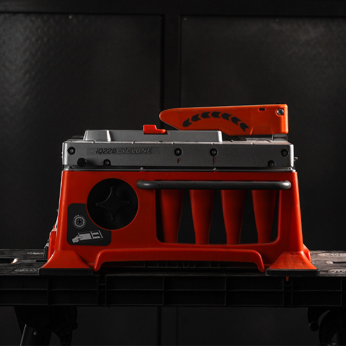 IQ228CYCLONE Tegelzaagmachine 1