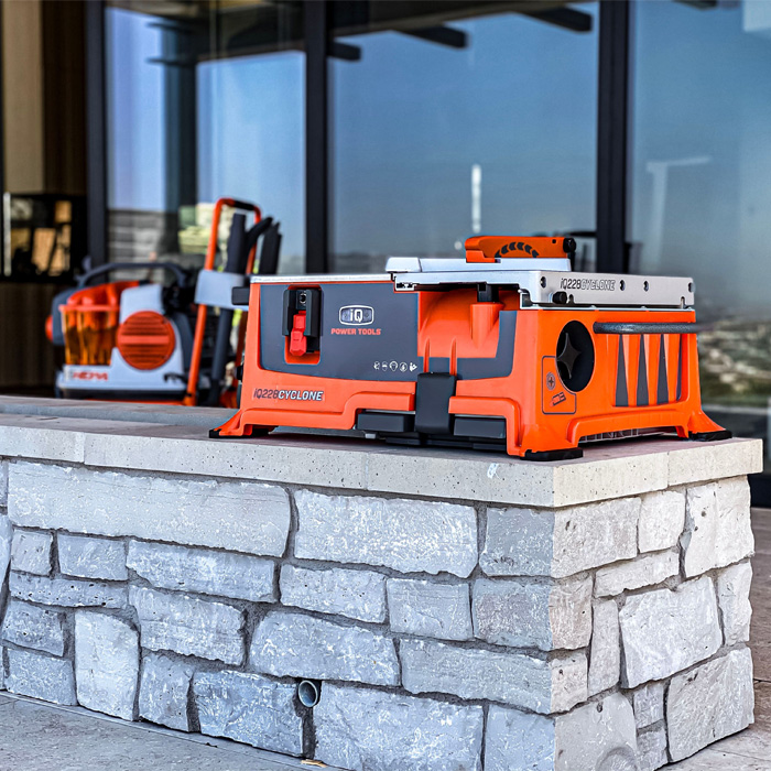 IQ228CYCLONE Tegelzaagmachine Sfeer 1