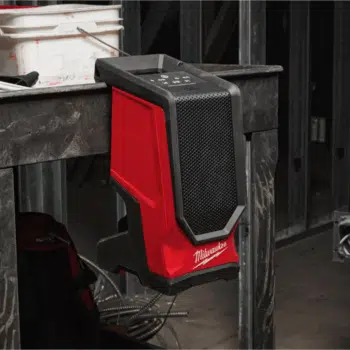 Milwaukee M18™ Jobsite Speaker - Bluetooth Bouwradio 44W