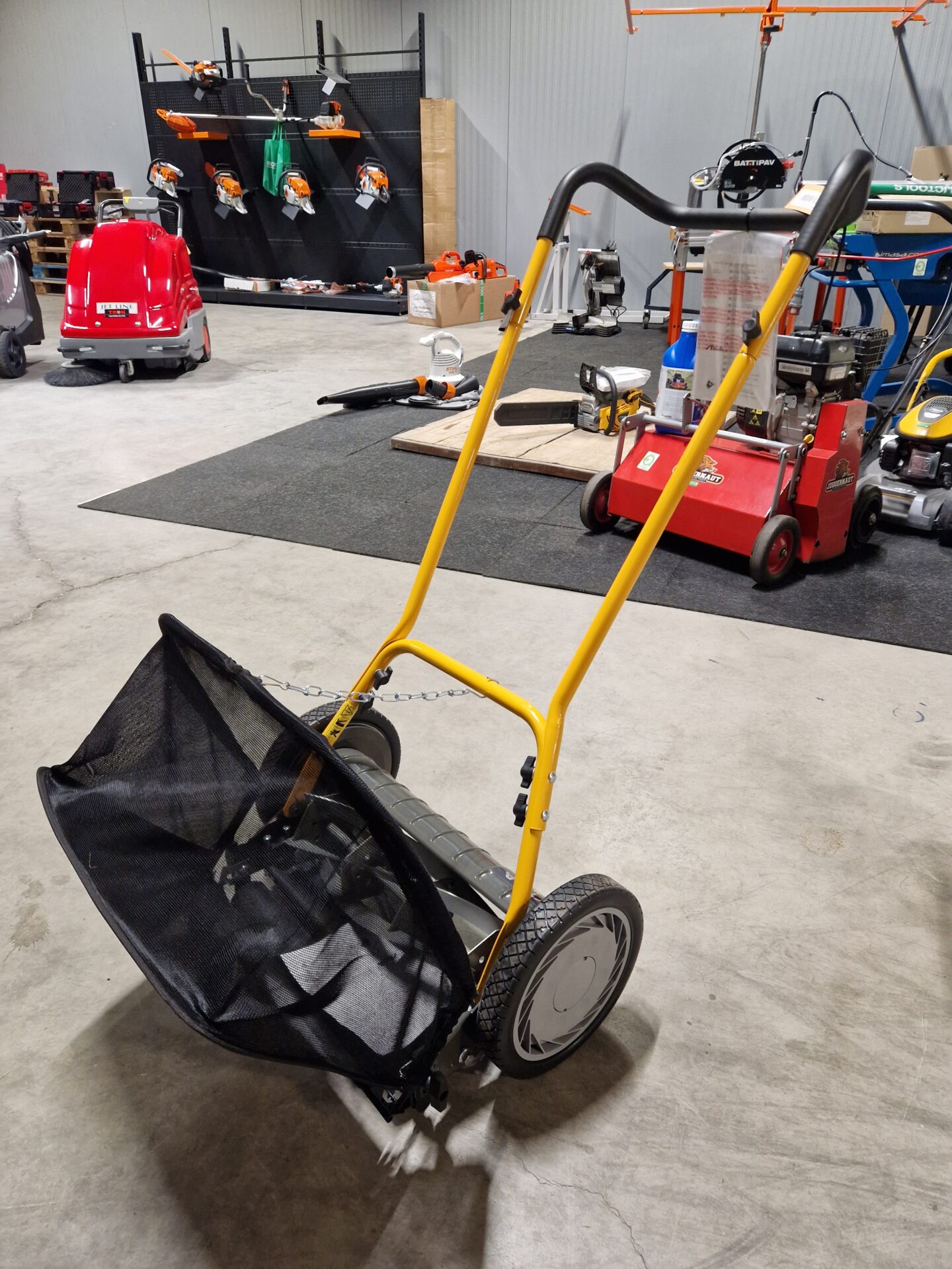 Stiga SCM240R Handveegmachine