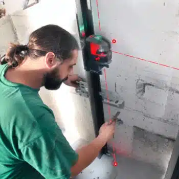 Leica Lino P5 Puntlaser – 5 Punten – Magnetische Adapter & IP54 - Afbeelding 3