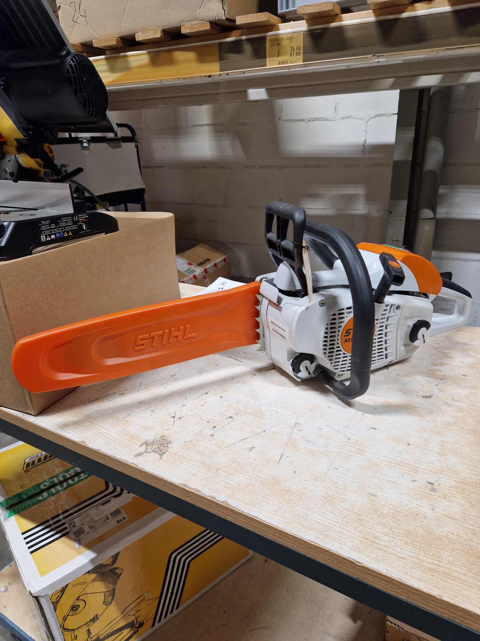 Stihl MS 201 C-M E-light 30 cm 1