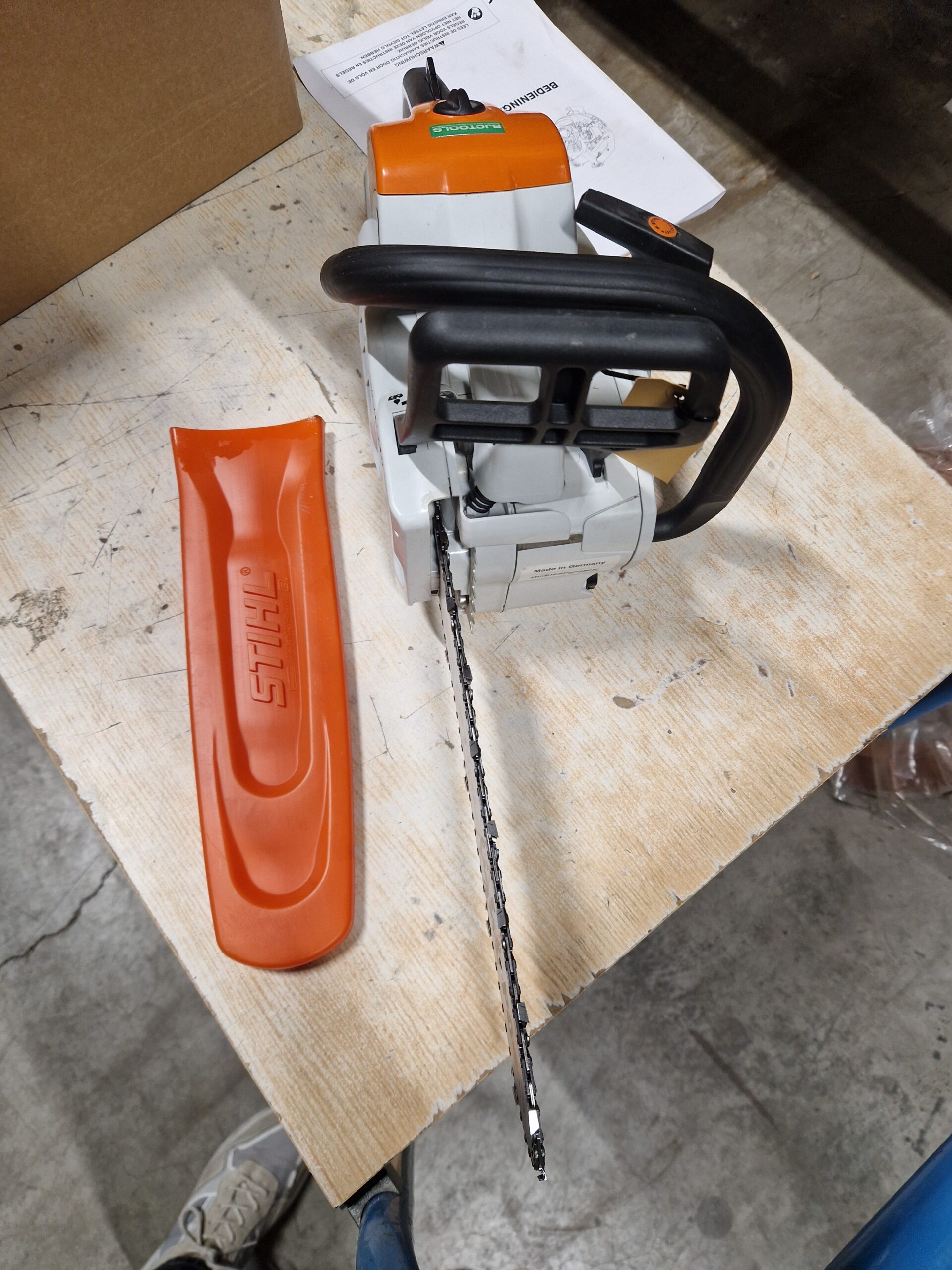Stihl MS 201 C-M E-light 30 cm 3