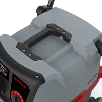 Stevig draaghandvat van de HydroX Works waterzuiger